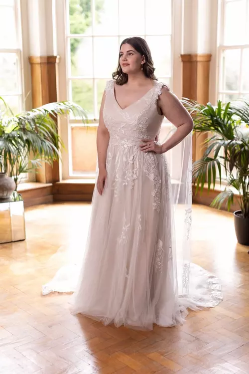 TC W442 Flattering Bridal Gown with Detachable Cape True Curves